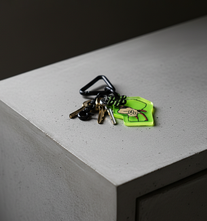 幽默設計吊飾，適用於鑰匙圈和包包掛件 Humorous charm for keychain and bag accessory